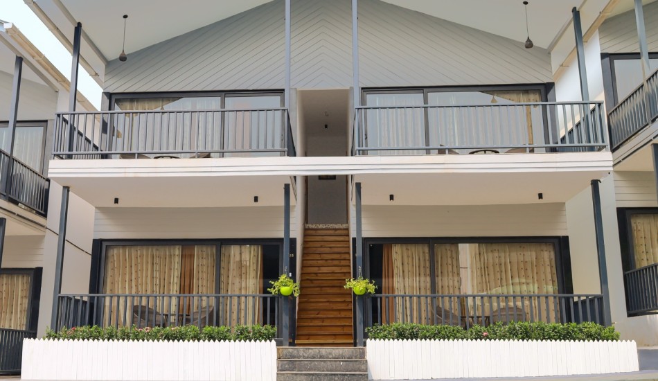 Oralia Resort